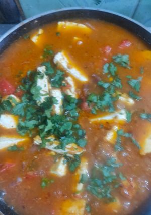 शाही पनीर (Shahi paneer recipe in hindi) रेसिपी मुख्य फोटो
