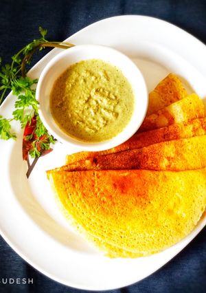 मूग डाळ डोसा (moong dal dosa recipe in marathi) रेसिपी चे मुख्य फोटो 
