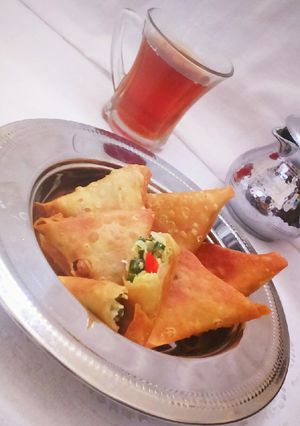 A picture of Egg Samosa.