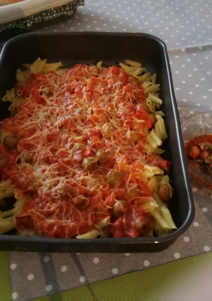 Una foto de Macarrones con atún y aceitunas gratinados