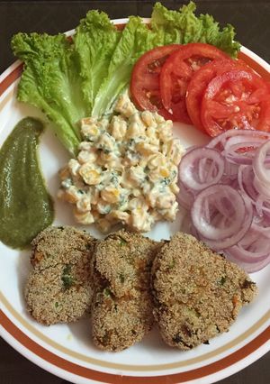 A picture of Vegetable Cutlets.