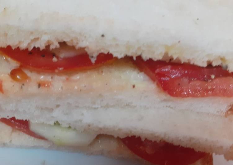 Simple Way to Prepare Any-night-of-the-week Tomato and cucumber sandwich