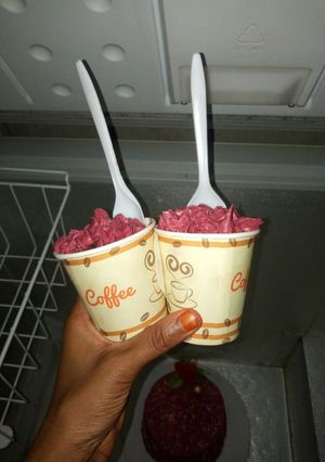 A picture of Parfait cake.