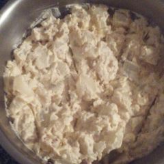 A picture of Mama's Southern Potato Salad.