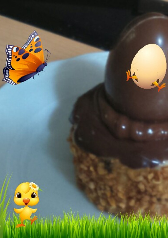 Una foto de Mona de Pascua con chocolate