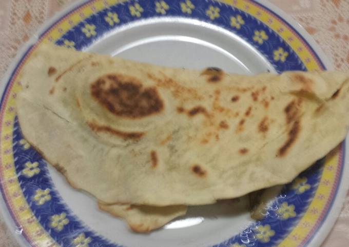 Piadina con cicoria e mozzarella