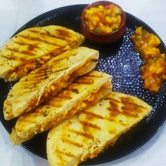 A picture of Kulcha Sandwich.