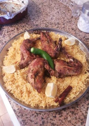 صورة لوصفة دجاج مشوي بالزبدة مع أرز كابلي أصفر