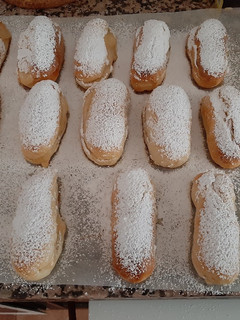 Una foto de Carmelas con crema pastelera