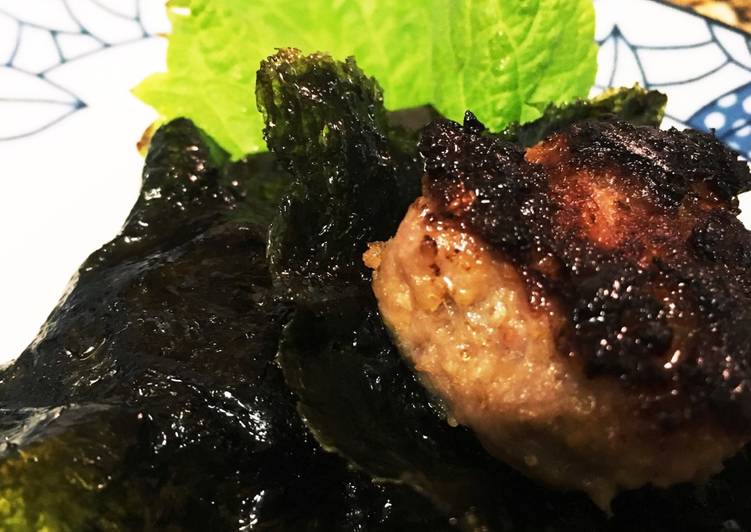 Recipe: Delicious Pork meat balls with sea weed umbrella