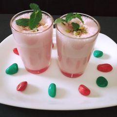 A picture of Rooh Afza Lassi.