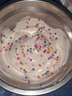 Una foto de Crema para decorar cupcakes o tortas 🍿🍥🍰🥧