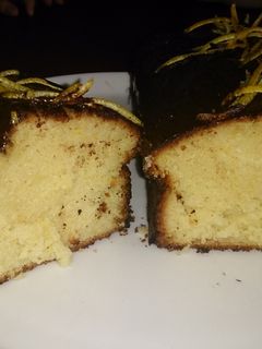 Una foto de Budin de naranja con chocolate