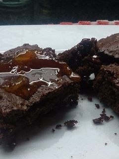Una foto de Brownie de naranja