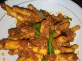 Balado ceker
