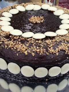 A picture of Sacher torte.