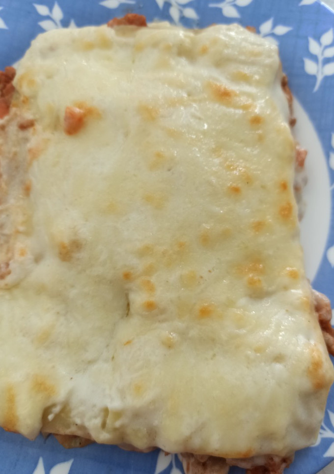 Una foto de Lasaña de carne a la boloñesa