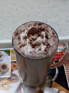 ஓரியோ மில்க்சேக் (Orio Milk Shake Recipe in Tamil) செய்முறை முக்கிய புகைப்படம்