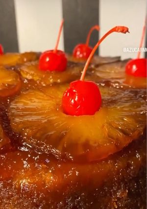 Una foto de Torta de Piña
