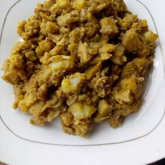 A picture of Sweet potato and unripe plantain porriage.