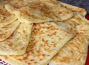 Foto principal de Msamen o rghayef / crepes marroquí deliciosos paso a paso