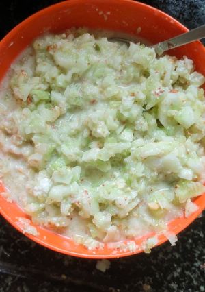 काकडीची कोशिंबीर (Kakdichi Koshimbir Recipe In Marathi) रेसिपी चे मुख्य फोटो 