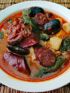 Csülkös bableves recept fotója