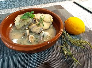 Foto principal de Merluza en salsa verde 🐟🥣