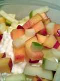 Cottage cheese and fruit cup