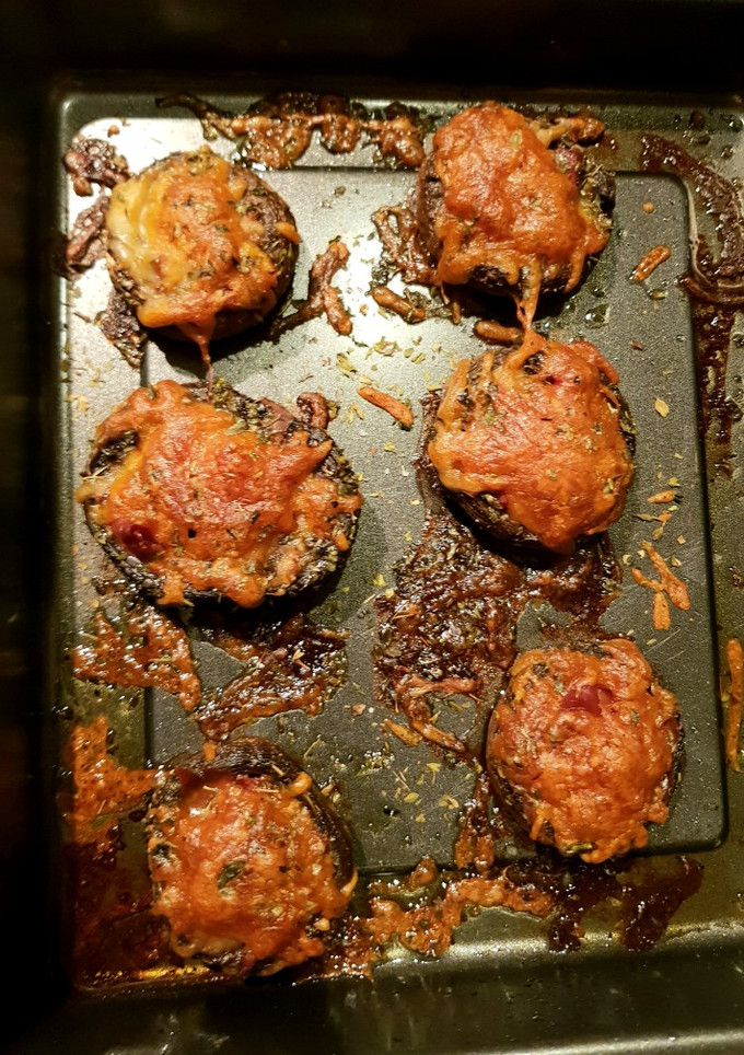 Una foto de Champiñones rellenos