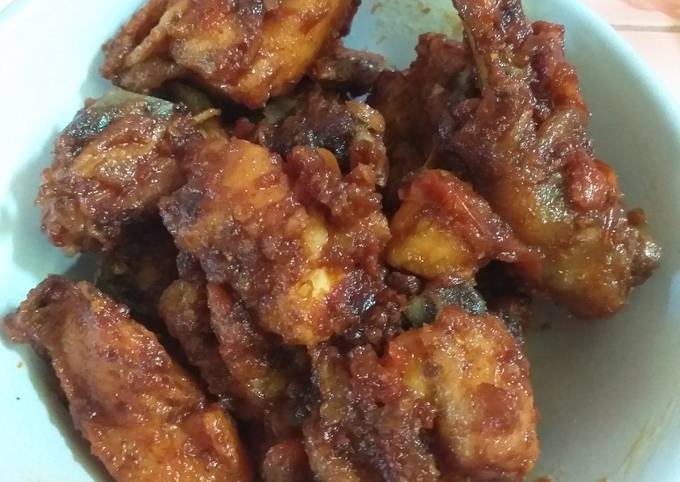 Ayam goreng bumbu saus