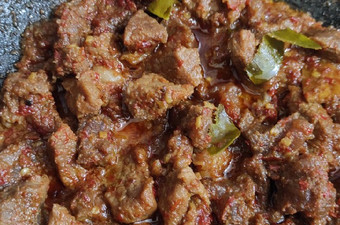 Cara Buat Oseng Daging Mercon Kekinian