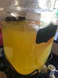 Agua de frutas, súper liviana y fresca! Para llegar a los dos litros diarios recomendados!!