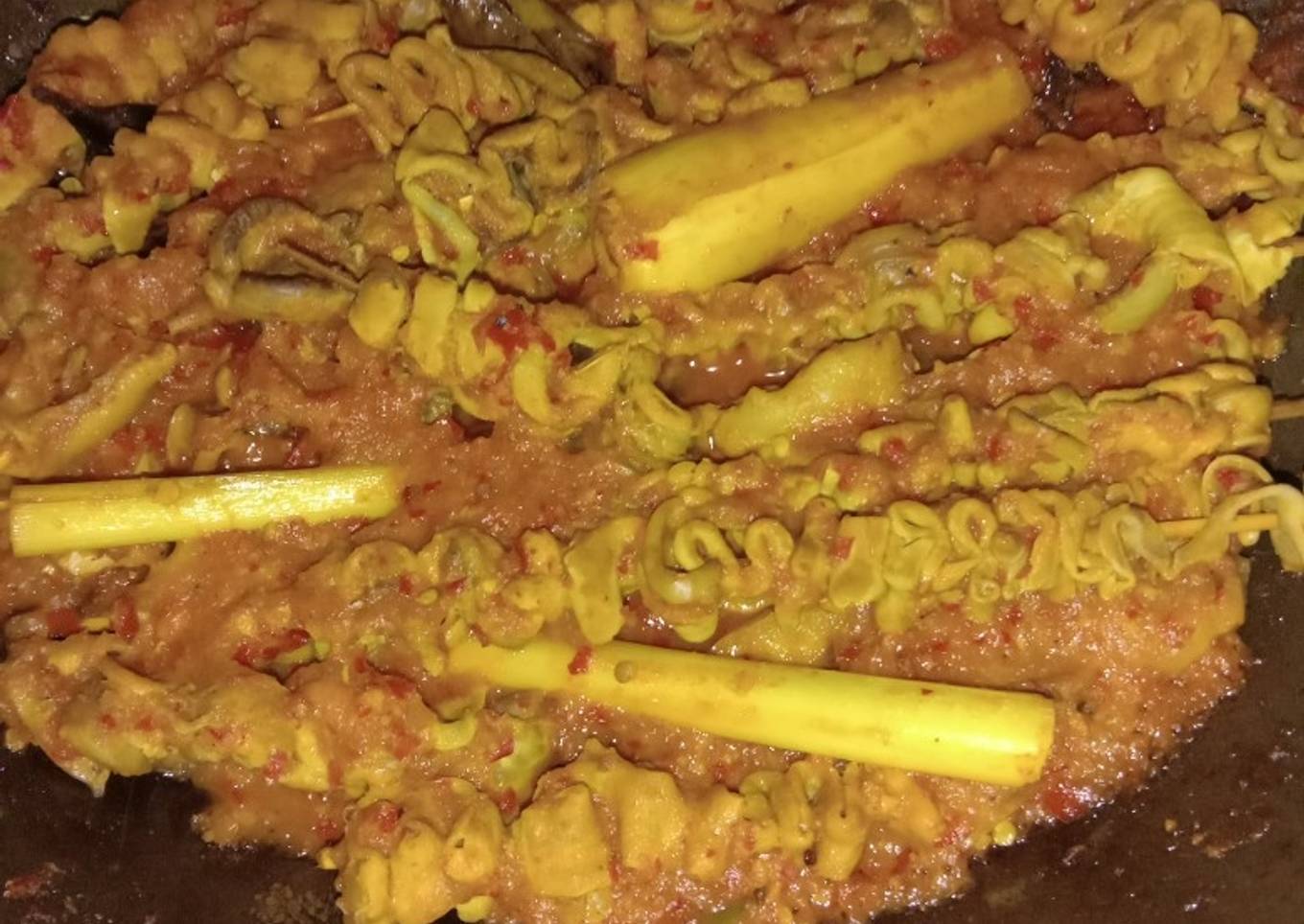 Sate usus bumbu rujak