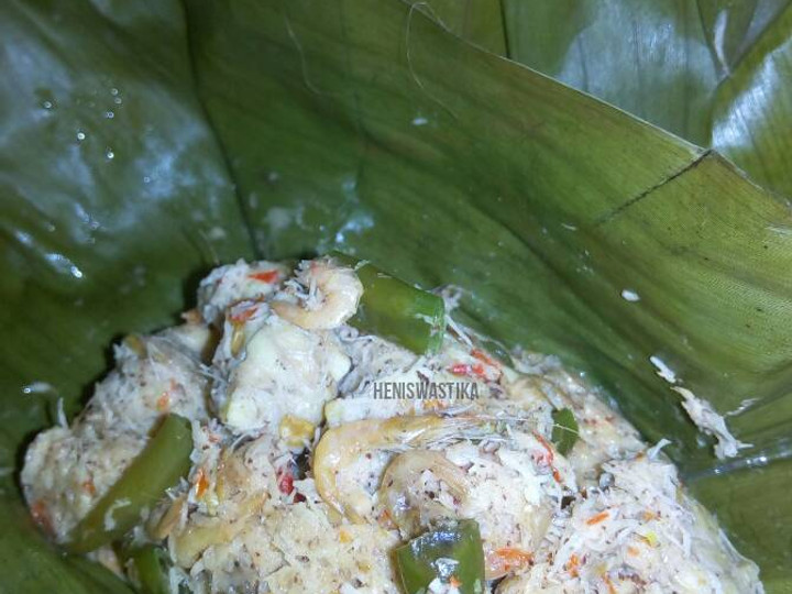 Langkah Mudah untuk Membuat Botok udang lombok iJo 💚 Anti Gagal