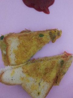 பிரெட் ஆம்லெட் (bread omelette recipe in Tamil) செய்முறை முக்கிய புகைப்படம்