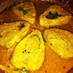A picture of Steamed Hilsa.