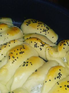صورة لوصفة فطاير بالجبن المالح