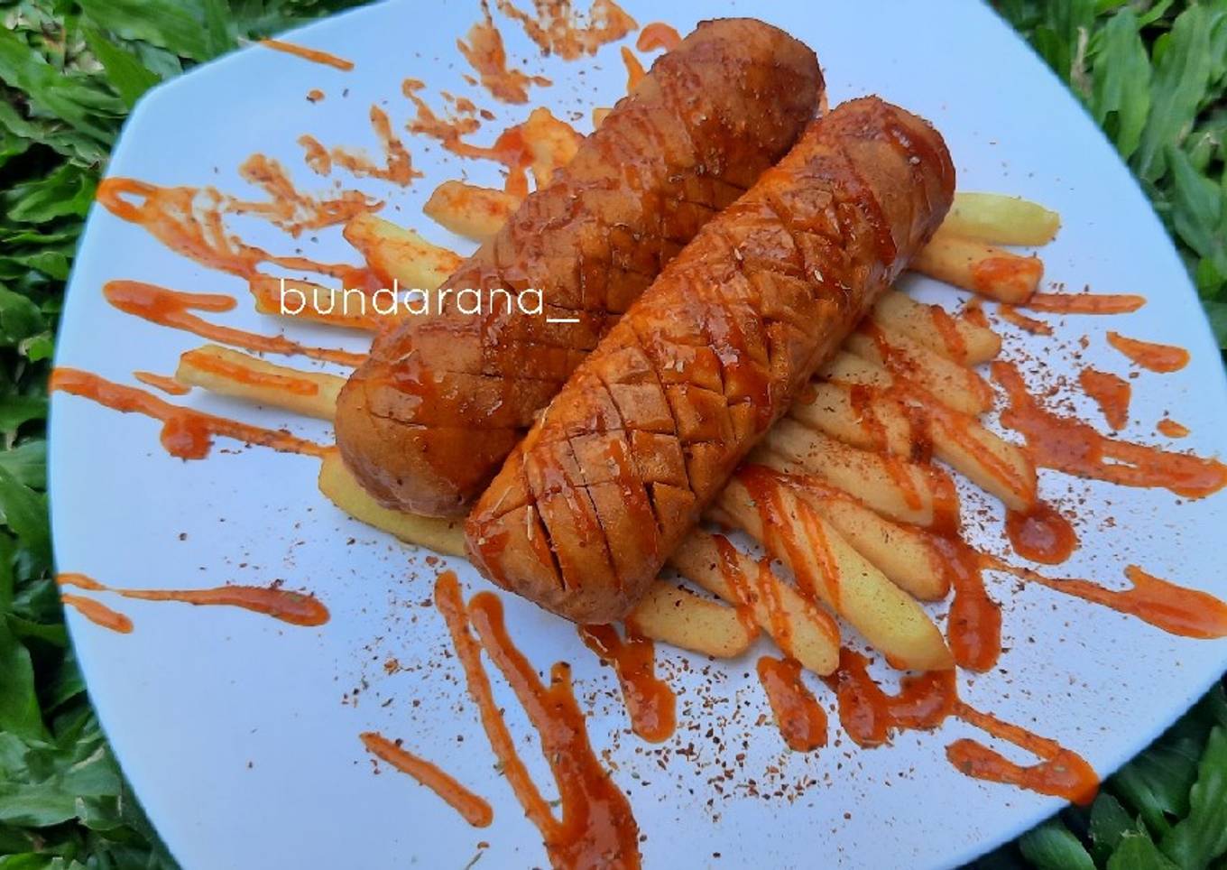 48.Sosis bakar dan kentang goreng sederhana plating ala resto