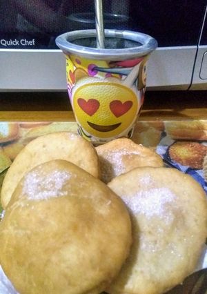 Una foto de Tortas fritas 👩🏼‍🍳