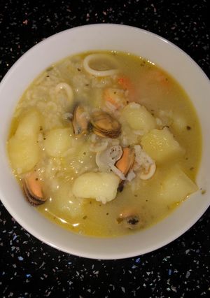 A picture of Sea food soup 🦞🥣.