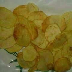 A picture of Home made crips.