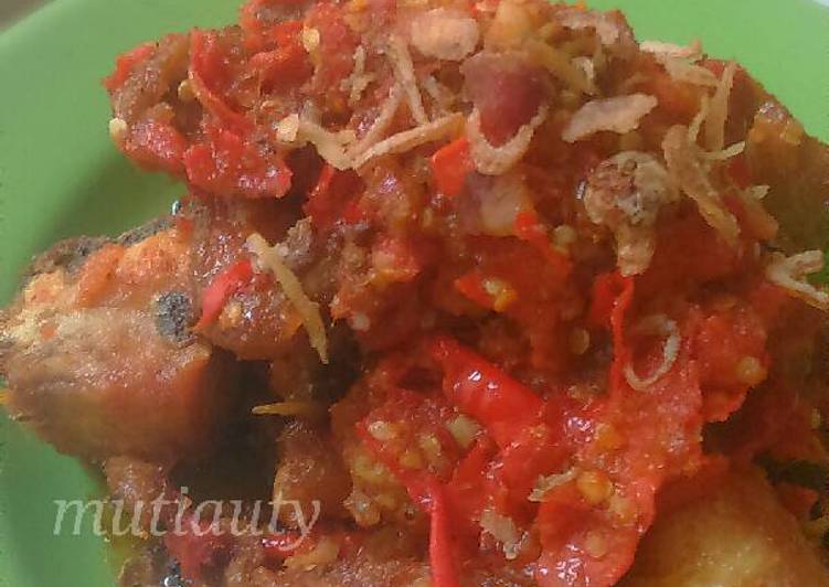  Resep  Ayam  Balado Terasi  oleh Mutia Sari Putri Cookpad