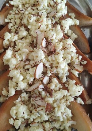 A picture of Shahi toast.