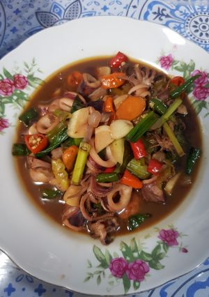 Foto resep Cumi kuah saus tiram pedas