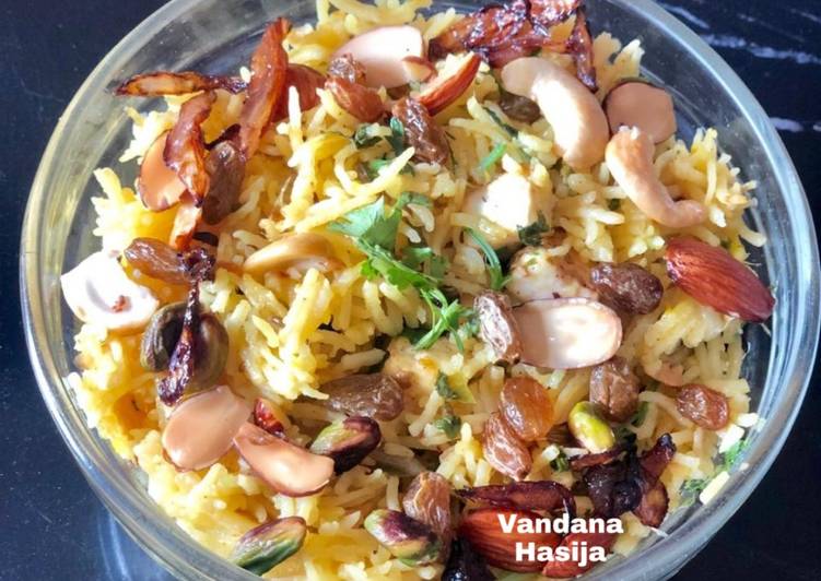 Recipe of Yummy Kashmiri Pulav…Loaded with dry fruits,saffron and nuts,rich