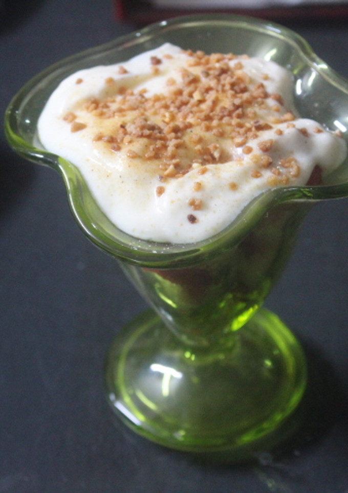 Una foto de Frambuesas con yogurt de mango