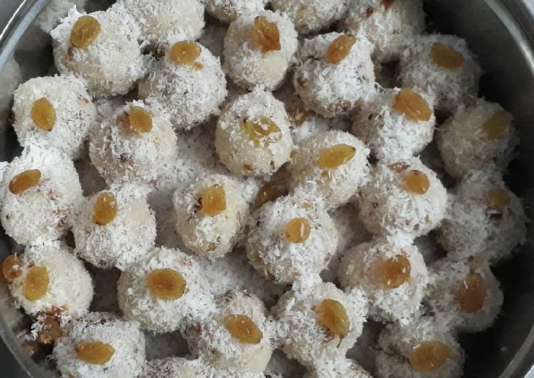 Step-by-Step Guide to Prepare Speedy Khoya coconut ladoo