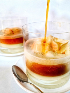 Una foto de Affogato italiano de café con crema de whisky