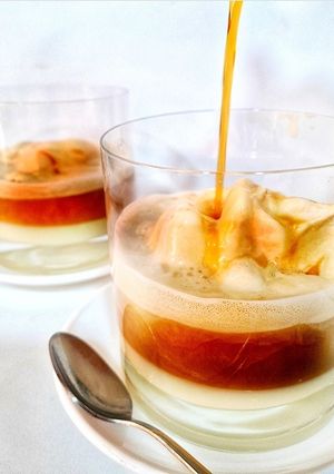 Una foto de Affogato italiano de café con crema de whisky